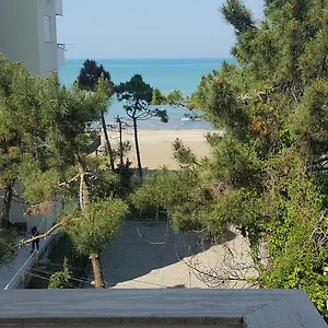 Апарт-отель Arberia, Kryemedhej